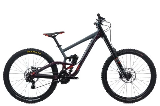 Scott Gambler 720 Mountain Bike - 2018, Small -Scott BMT12330 BJ 01 f2b33669 d6a6 4826 9d5f 504a040533a1 scaled