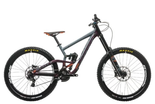 Scott Gambler 720 Downhill Mountain Bike - 2018, Small -Scott BMT12332 MJ 01 scaled