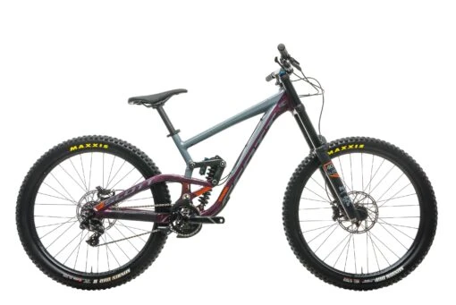 Scott Gambler 720 Downhill Bike - 2018, Medium -Scott BMT12333 DD 01 scaled