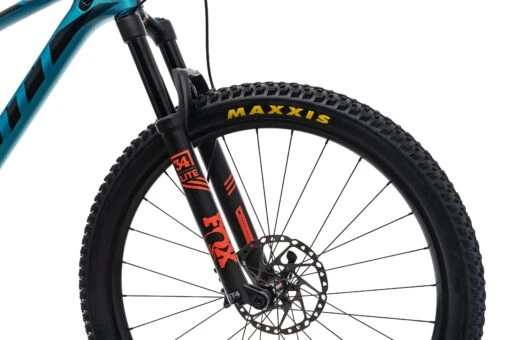 Scott Spark 710 Mountain Bike - 2018, Large -Scott BMT13259 CT 06 scaled