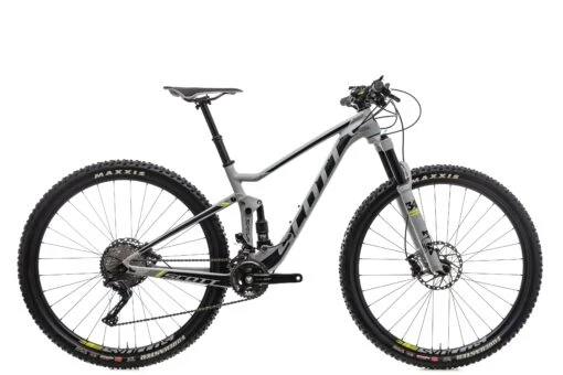 Scott Spark 940 Mountain Bike - 2017, Small -Scott BMT13638 RJ 01 2e062a12 929c 4414 a36b 37ae504f029b scaled