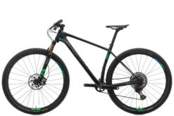 Scott Scale 900 RC Ultimate Mountain Bike -Scott BMT13642 CM 02 d68ef982 d1fd 4d88 a211 38c96e3037b2