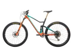 Scott Genius 900 Tuned Mountain Bike - 2018, Large -Scott BMT17168 PH1 02