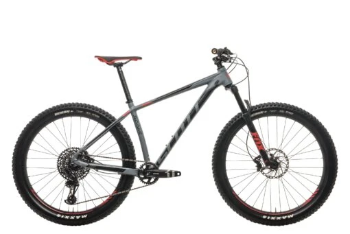 Scott Scale 710 Plus Mountain Bike - 2018, Medium -Scott BMT17944 PH1 01 8a3901c1 fe9e 4962 b5f0 8818f30aba64 scaled