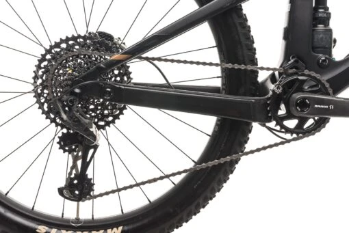 Scott Genius 710 Mountain Bike - 2019, Medium -Scott BMT18197 PH1 04 scaled