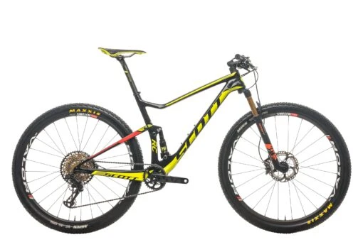 Scott Spark RC 900 World Cup Mountain Bike - 2018, Large -Scott BMT18213 PH1 01 scaled