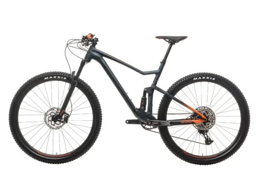 Scott Spark 960 Mountain Bike - 2020, Large -Scott BMT18538 PH1 02 scaled