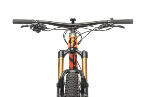 Scott Genius 900 Tuned Mountain Bike - 2019, Medium -Scott BMT18610 PH1 07 scaled