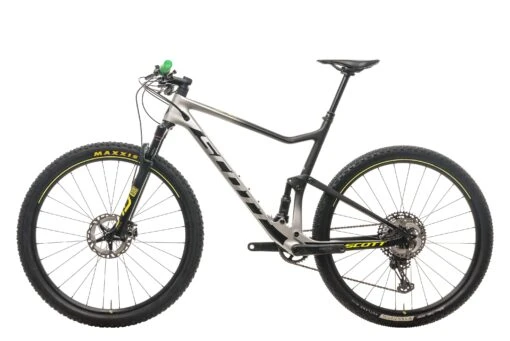 Scott Spark RC 900 Pro Mountain Bike - 2020, X-Large -Scott BMT18612 PH1 02 scaled