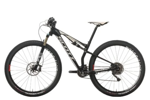 Scott Spark 910 Mountain Bike - 2016, Small -Scott BMT19657 PH1 02 scaled