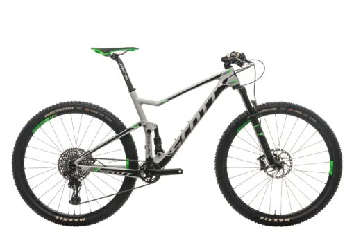 Scott Spark 900 Mountain Bike - 2019, Large -Scott BMT19693 PH1 01 scaled