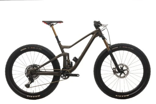 Scott Genius 900 Ultimate Mountain Bike - 2019, Medium -Scott BMT19890 PH1 01 scaled