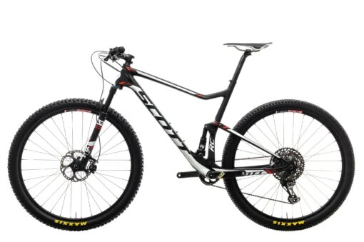 Scott Spark 900 RC Pro Mountain Bike - 2017, X-Large -Scott BMT21154 PH2 02 scaled