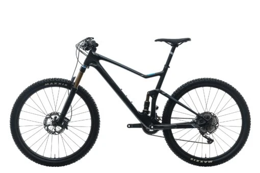 Scott Spark 700 Premium Mountain Bike - 2017, Large -Scott BMT21229 PH1 02 scaled