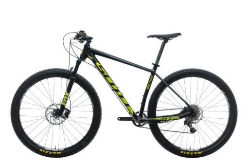 Scott Scale 950 Mountain Bike - 2018, Large -Scott BMT21598 PH1 02 scaled