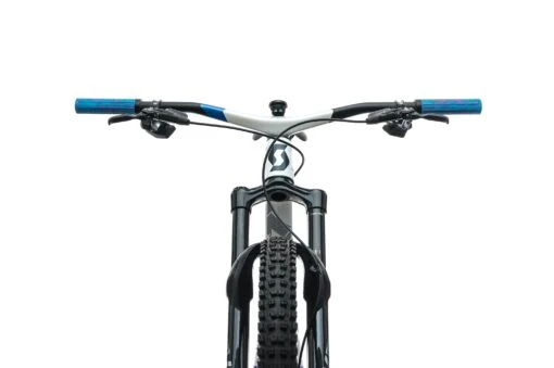 Scott Genius 900 Tuned Mountain Bike - 2021, Medium -Scott BMT22609 PH1 07 scaled