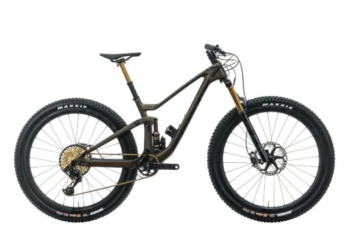 Scott Genius 900 Ultimate Mountain Bike - 2019, Small -Scott BMT23390 PH1 01 scaled