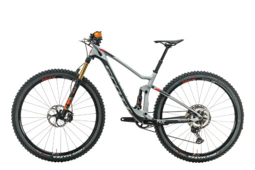 Scott Spark 930 Mountain Bike - 2019, Small -Scott BMT25149 PH1 02 scaled