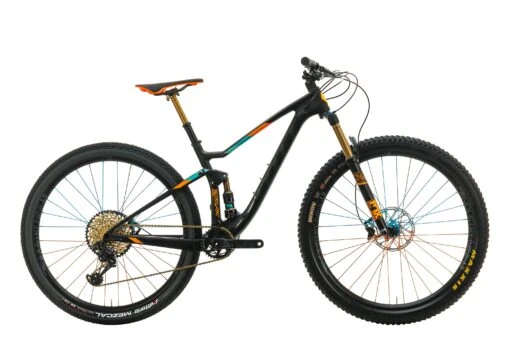 Scott Spark 700 Plus Tuned Mountain Bike - 2017, Small -Scott BMT25889 PH1 01 scaled