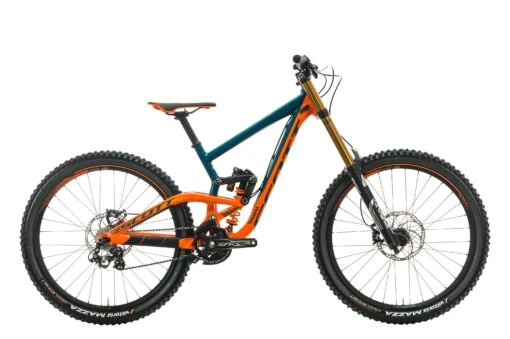 Scott Gambler 710 Downhill Bike - 2018, Small -Scott BMT25906 PH1 01 scaled