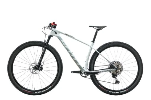 Scott Scale Contessa 910 Women's Mountain Bike - 2020, Medium -Scott BMT26884 PH1 02 scaled