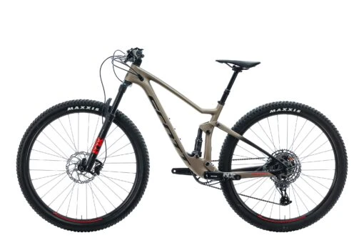 Scott Spark 930 Mountain Bike - 2020, Small -Scott BMT27366 PH1 02 scaled