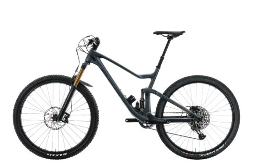 Scott Genius 900 Ultimate AXS Mountain Bike - 2020, Large -Scott BMT27441 PH1 02 scaled