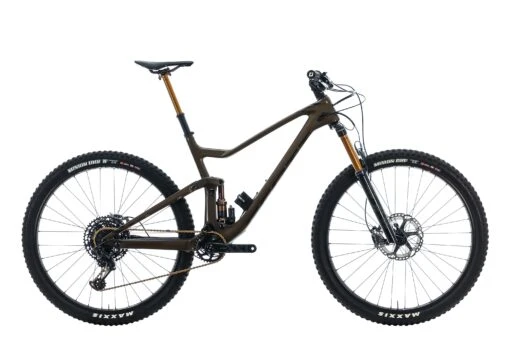 Scott Genius 900 Ultimate Mountain Bike - 2019, Large -Scott BMT27683 PH2 01 scaled