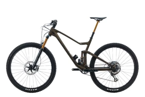 Scott Genius 900 Ultimate Mountain Bike - 2019, Large -Scott BMT27683 PH2 02 scaled