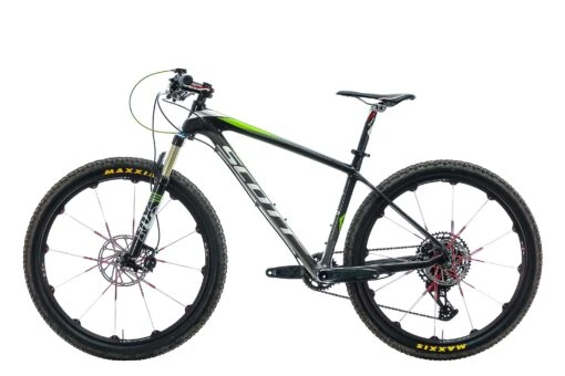 Scott Scale 720 Mountain Bike - 2015, Medium -Scott BMT28041 PH1 02 scaled