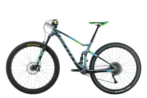 Scott Spark Plus Mountain Bike - 2017, Medium -Scott BMT28642 PH 2 scaled