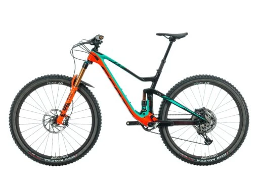 Scott Genius 900 Tuned Mountain Bike - 2018, Medium -Scott BMT30452 PH 2 scaled