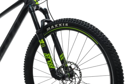 Scott Spark 920 Mountain Bike - 2019, X-Large -Scott BTT12372 PH1 06 scaled